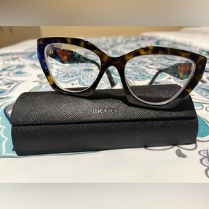Prada frames